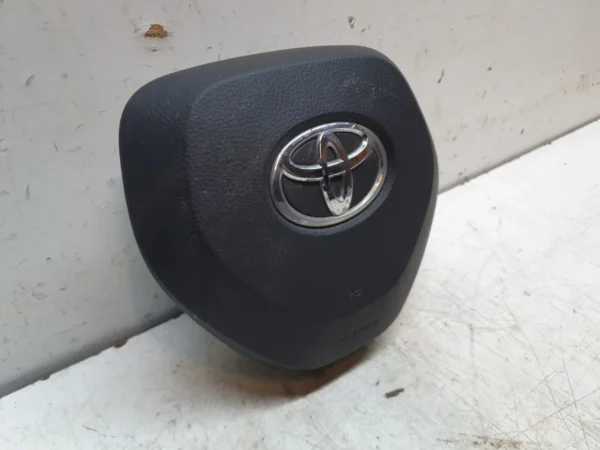 s-l1600 (24) Genuine Toyota Corolla 2019–2021 1.8 Hybrid Steering Wheel Airbag #641