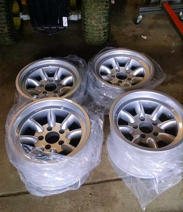 Lexus TX and LM Series spare parts